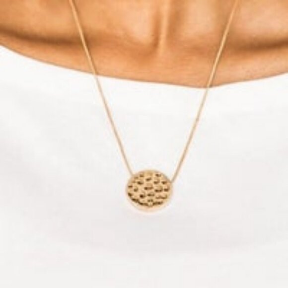 🆕 The BOLD Standard gold Necklace - Picture 2 of 4